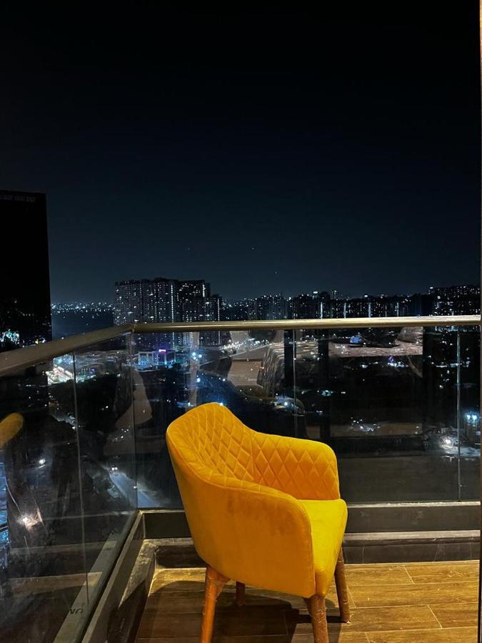 Luxe Apartment By Hey Studio'S Ghaziabad Luaran gambar